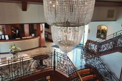Lobby 02